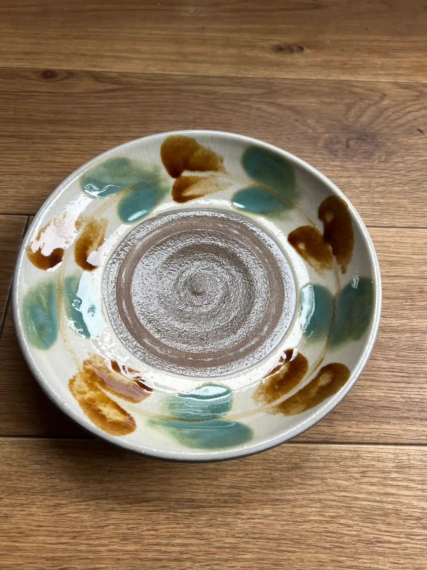 やちむん 7寸皿 大皿 デイゴ唐草 陶眞窯 プレート 沖縄 焼物